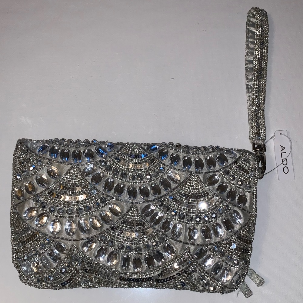 Aldo clutch